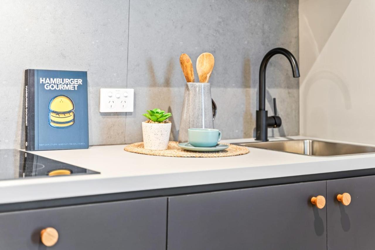 Modern Co-Living Apartments In Perth Central Екстериор снимка