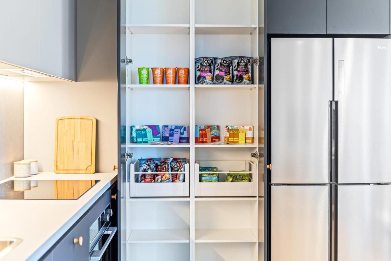 Modern Co-Living Apartments In Perth Central Екстериор снимка