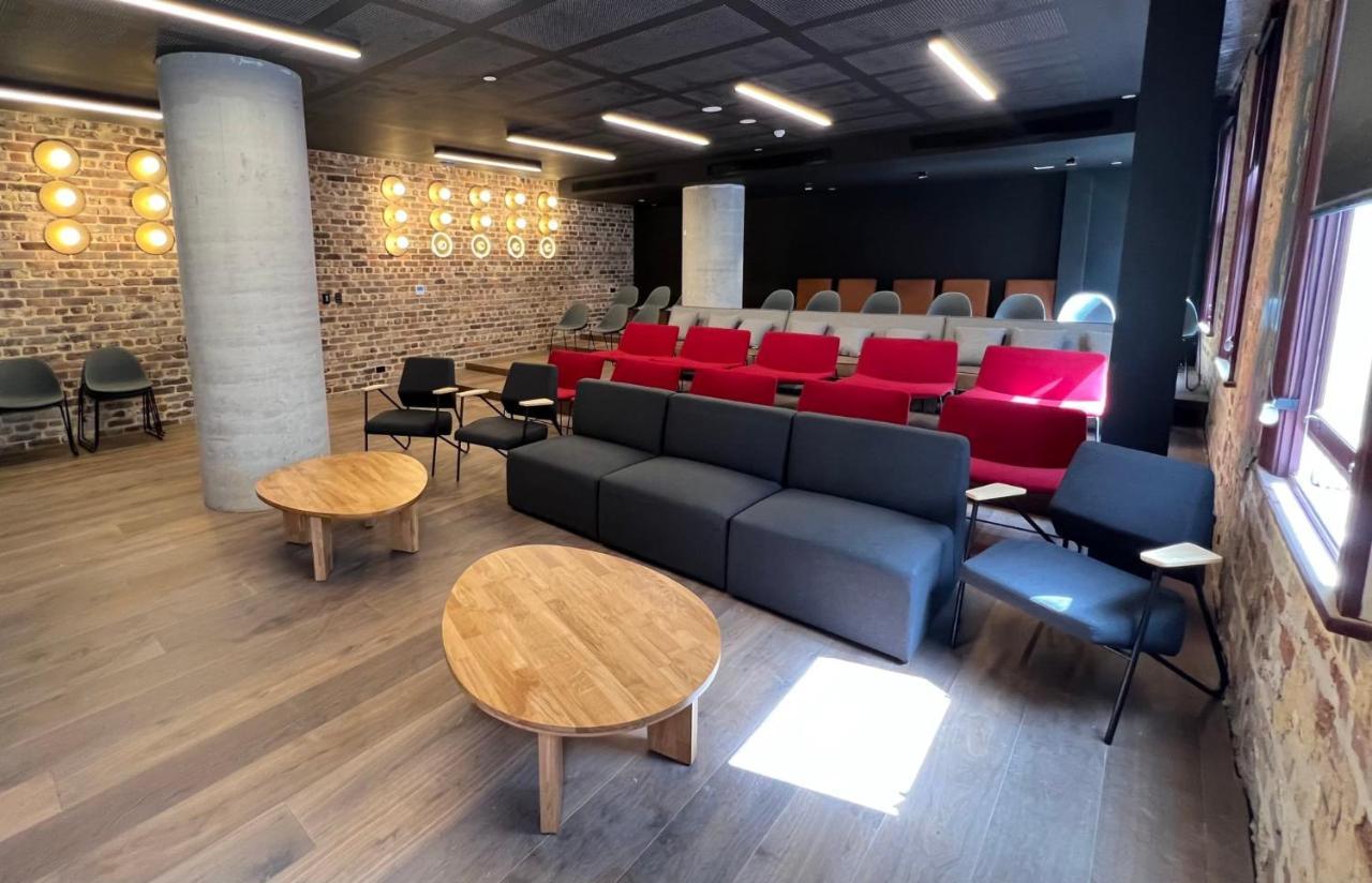Modern Co-Living Apartments In Perth Central Екстериор снимка